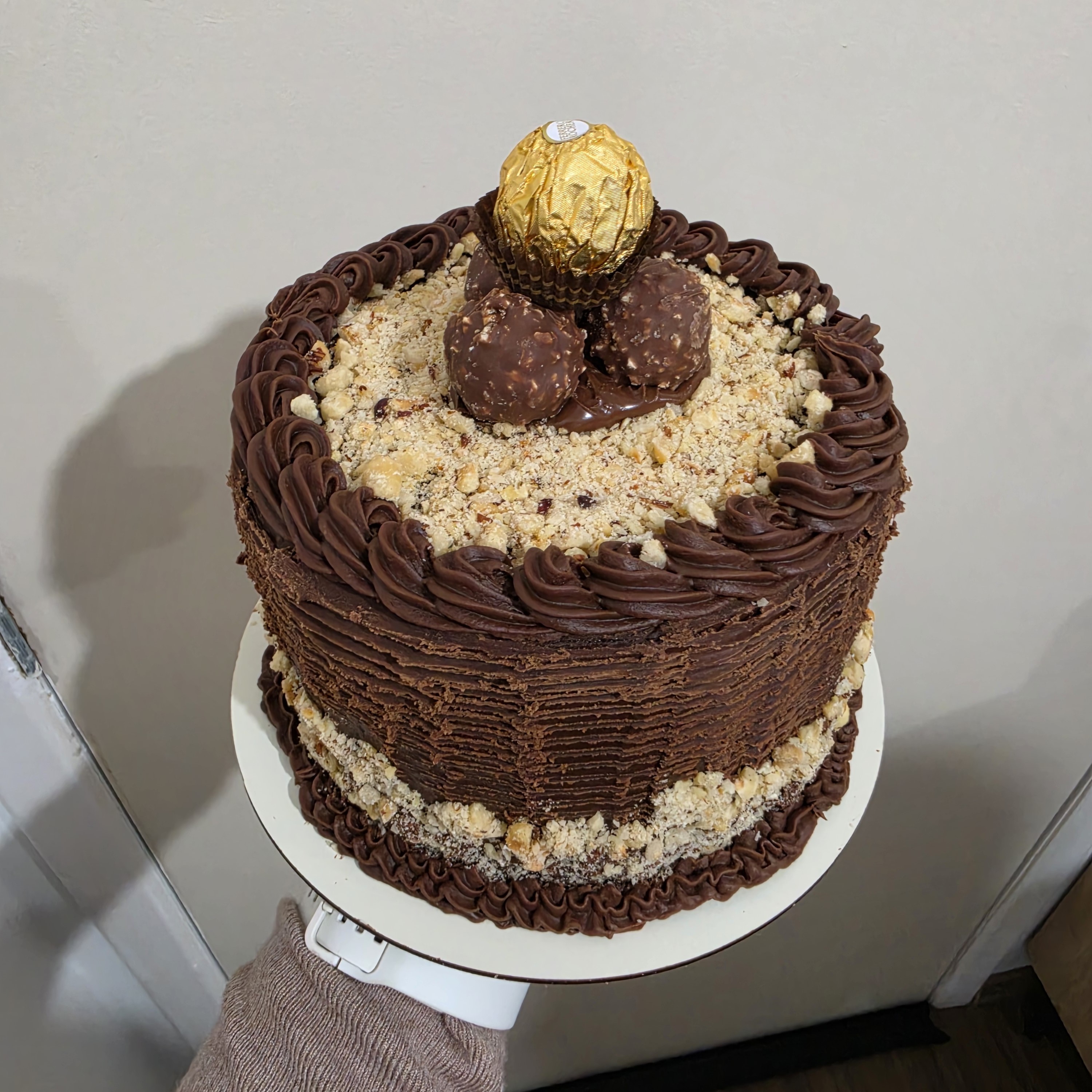 Bolo Ferrero de Nozes